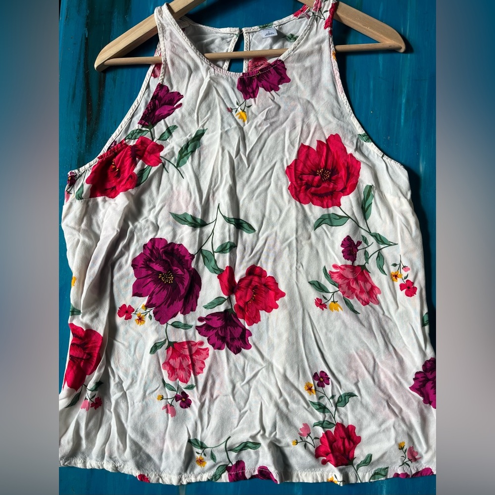 Old navy flowy tank top women's size large